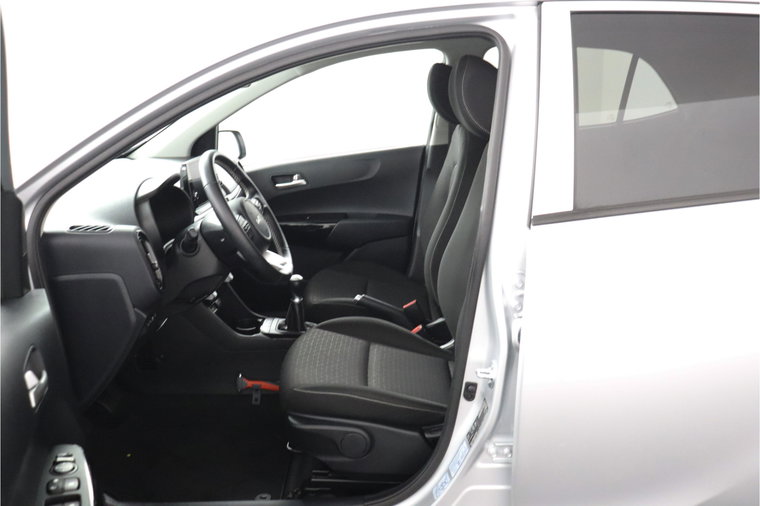 Vehicle Image 18