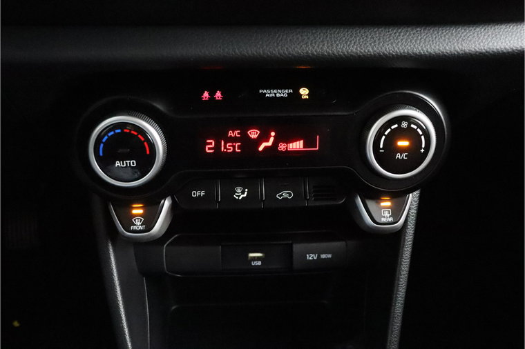 Vehicle Image 27
