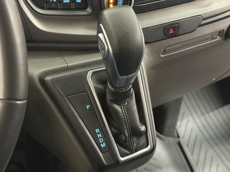 Vehicle Image 35