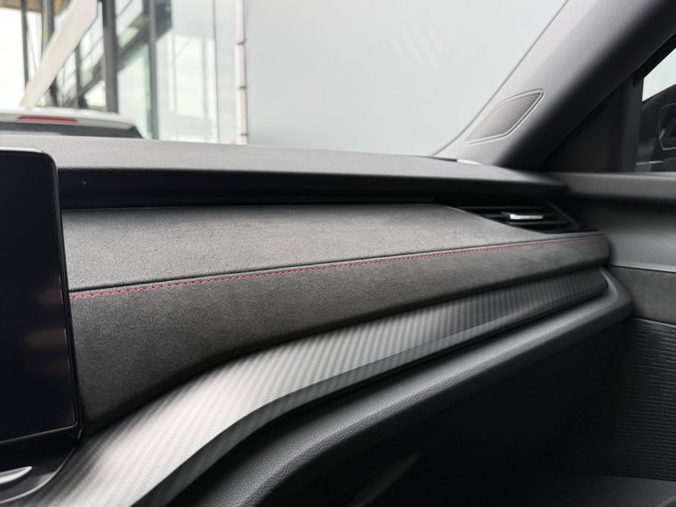 Vehicle Image 39