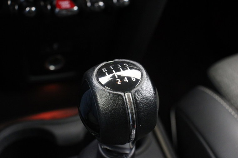 Vehicle Image 26