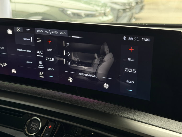 Vehicle Image 37