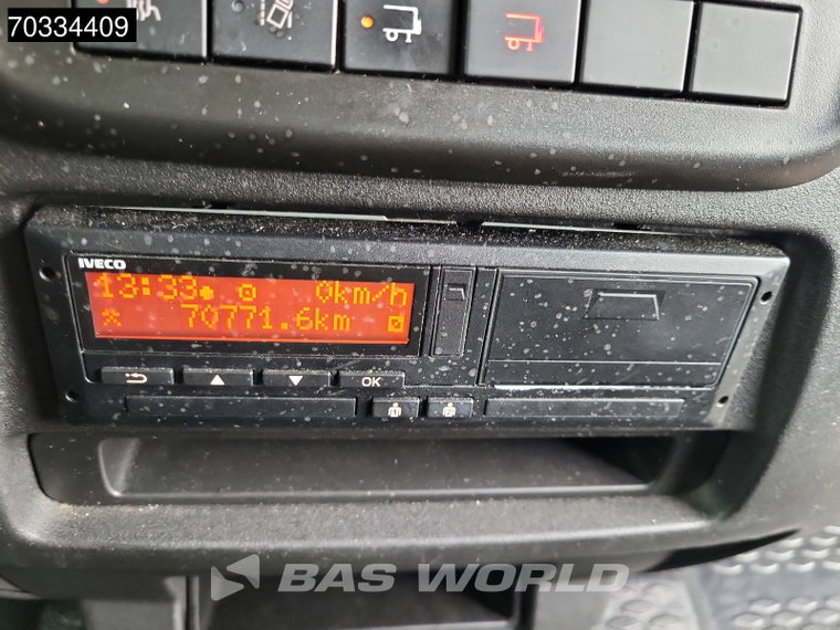 Vehicle Image 26