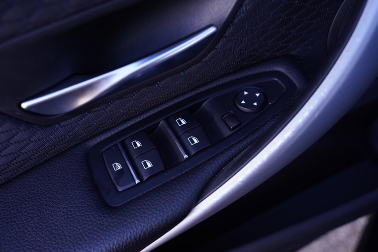 Vehicle Image 45