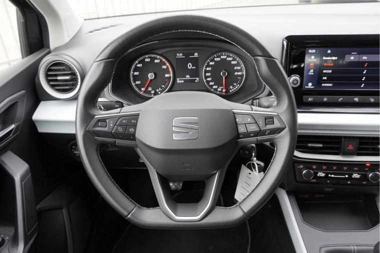 Vehicle Image 18