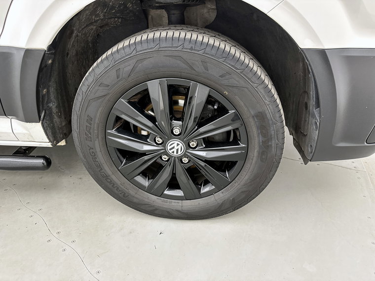 Vehicle Image 38