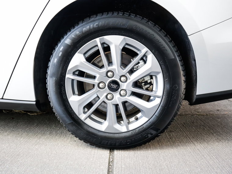 Vehicle Image 20