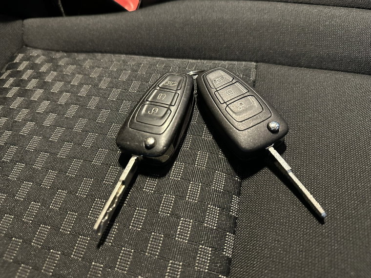 Vehicle Image 21