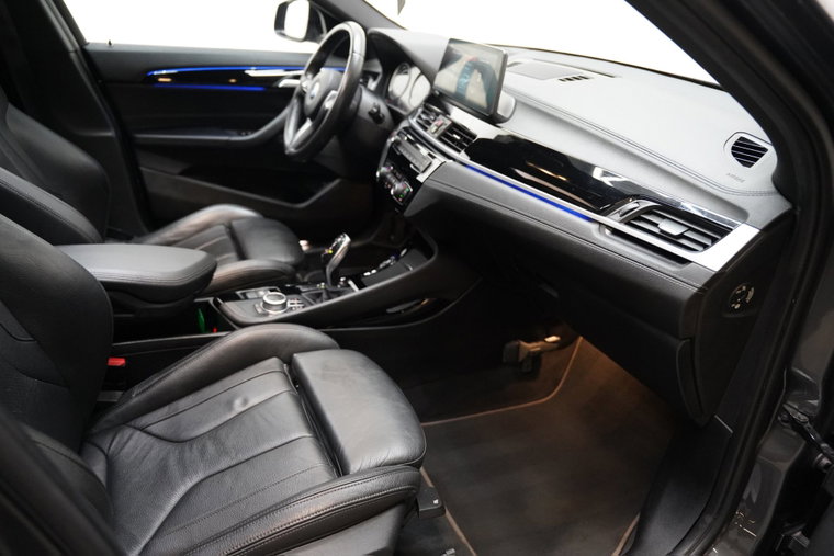 Vehicle Image 35