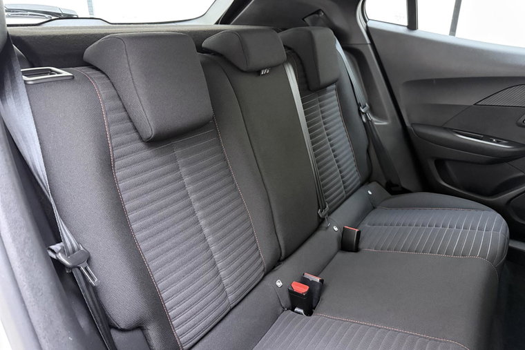 Vehicle Image 15