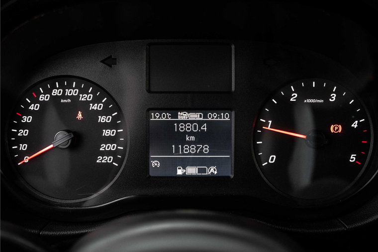 Vehicle Image 13