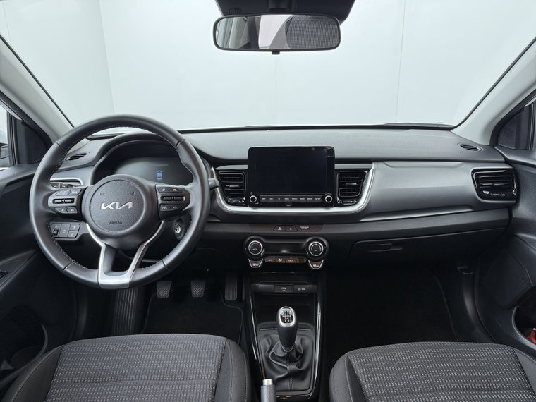Vehicle Image 36