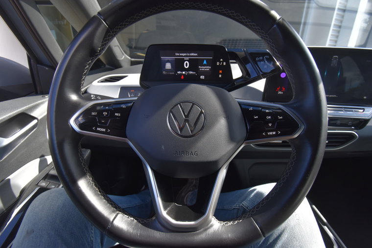 Vehicle Image 40