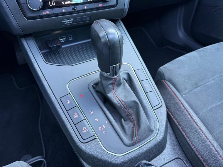 Vehicle Image 37