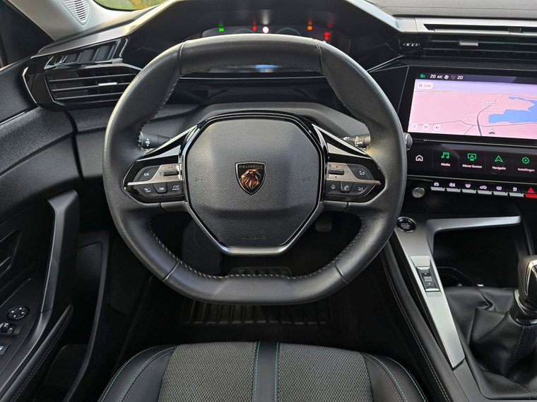 Vehicle Image 23