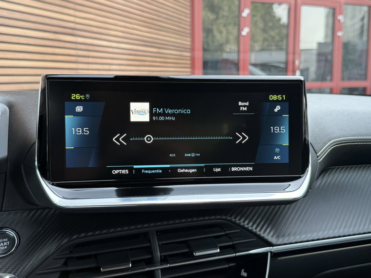 Vehicle Image 37
