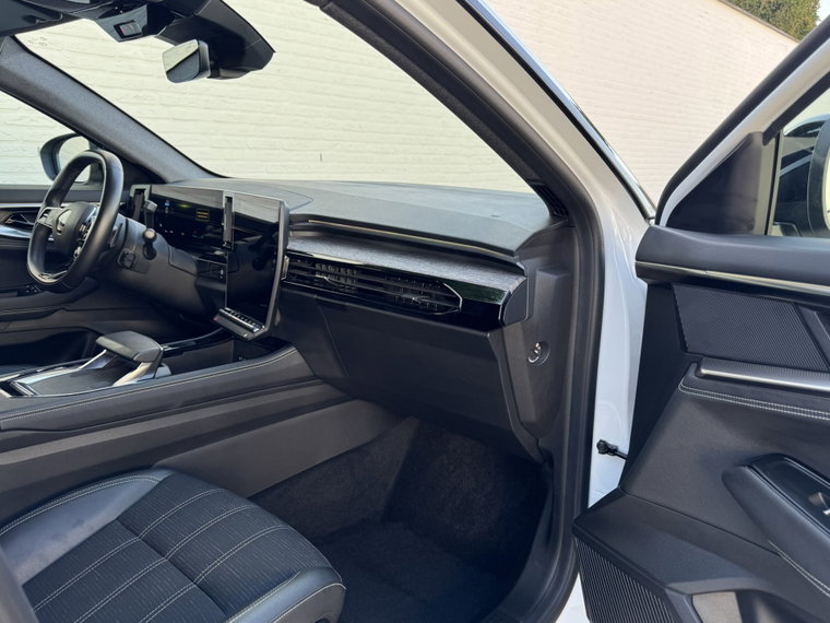 Vehicle Image 39