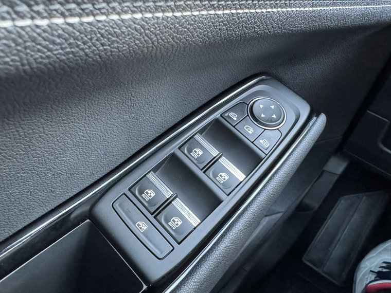 Vehicle Image 42