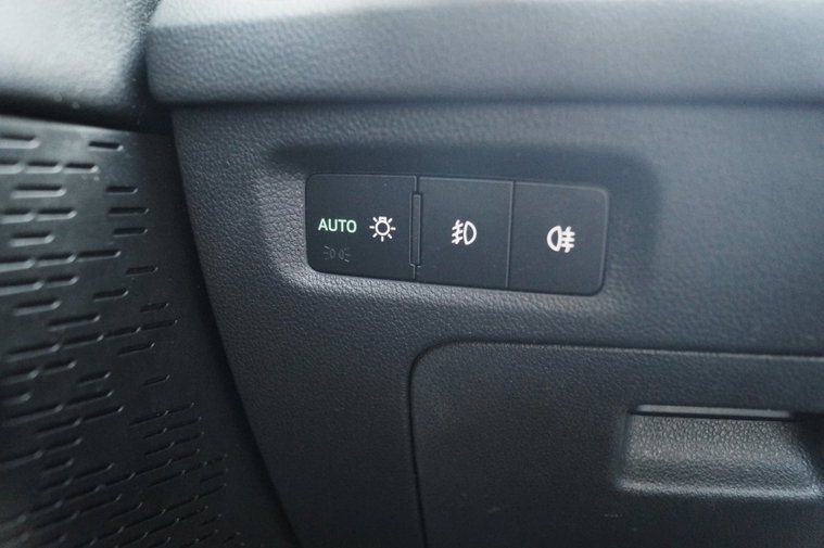 Vehicle Image 17