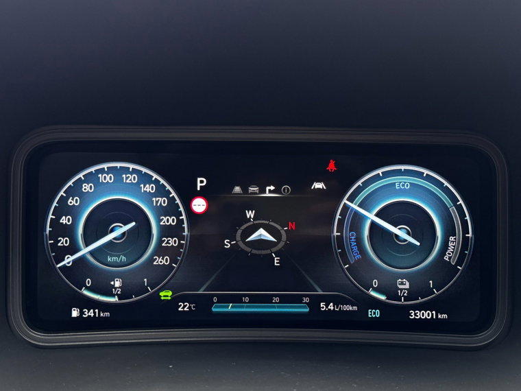 Vehicle Image 12