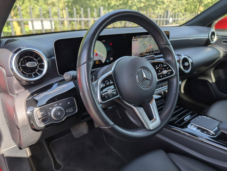 Vehicle Image 21