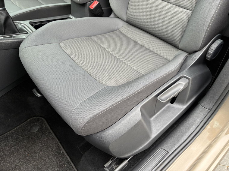 Vehicle Image 39