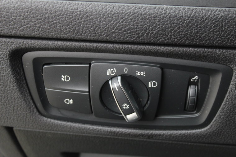 Vehicle Image 26