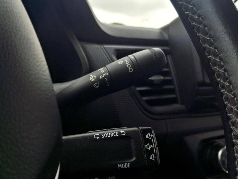 Vehicle Image 26