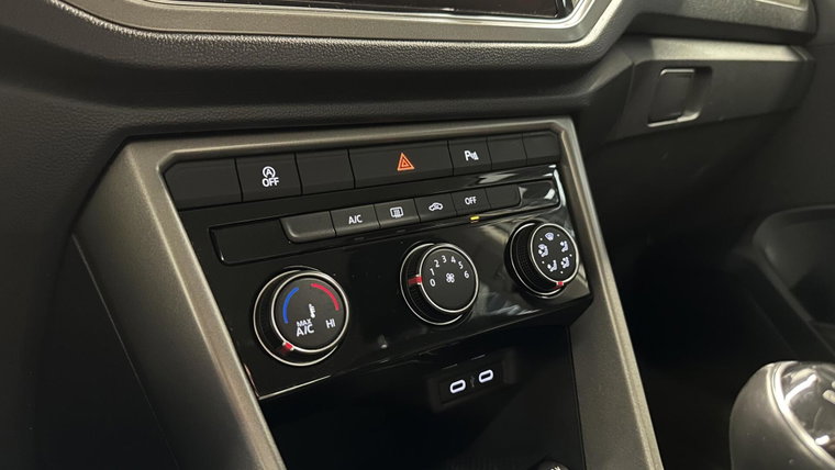 Vehicle Image 45