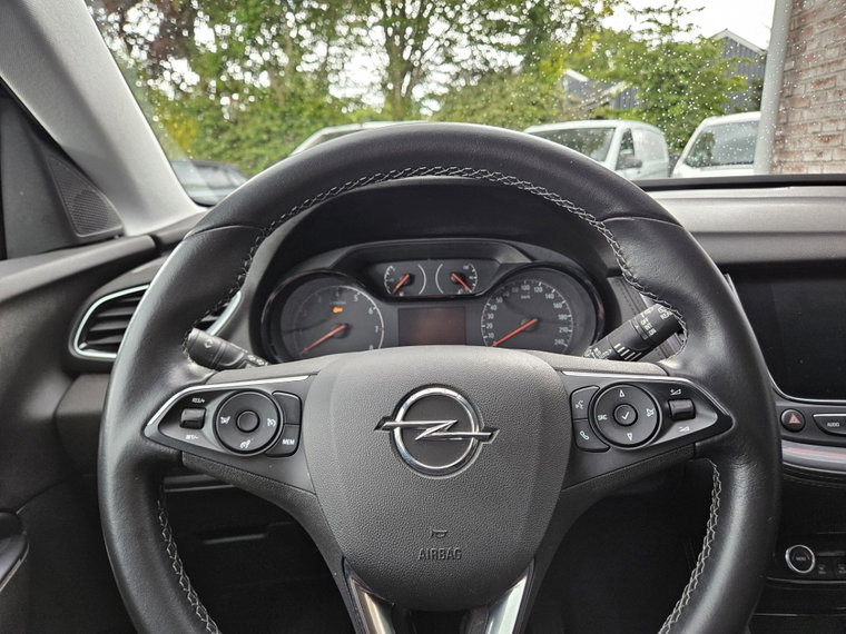 Vehicle Image 24