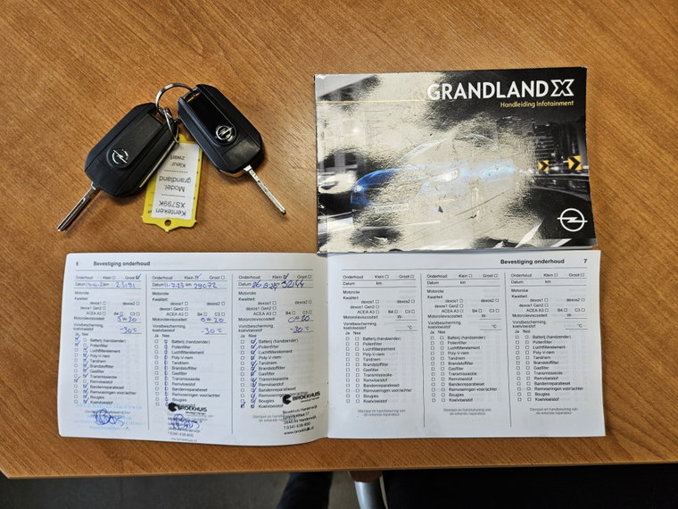 Vehicle Image 35