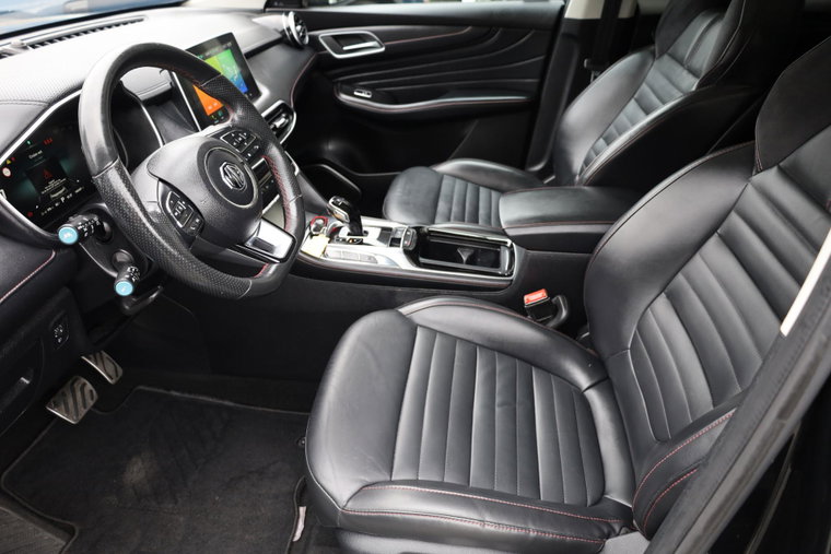 Vehicle Image 9