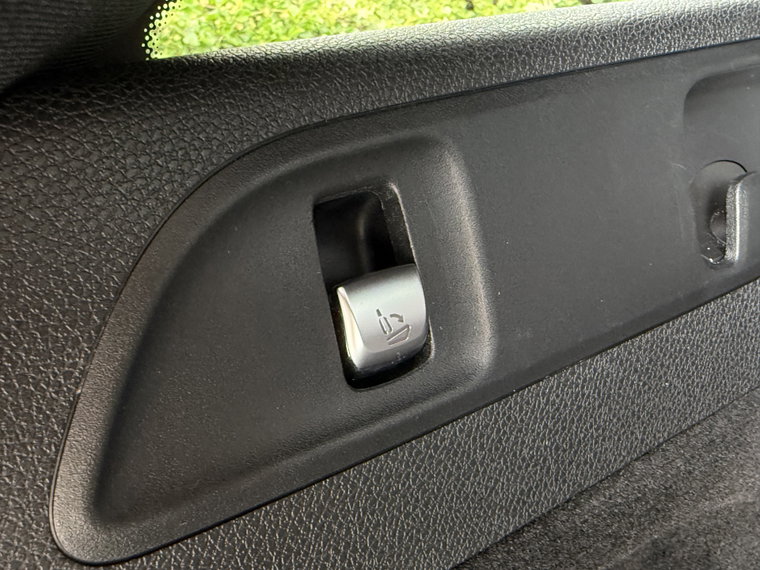 Vehicle Image 39