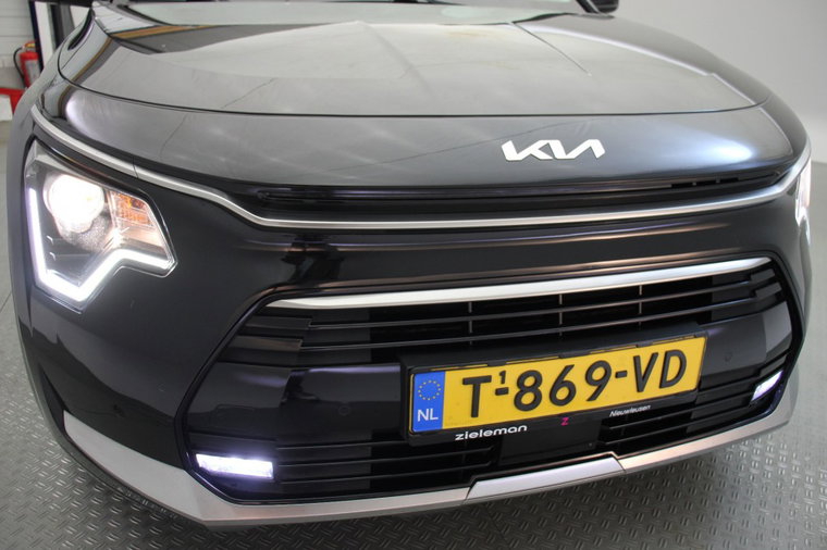 Vehicle Image 33