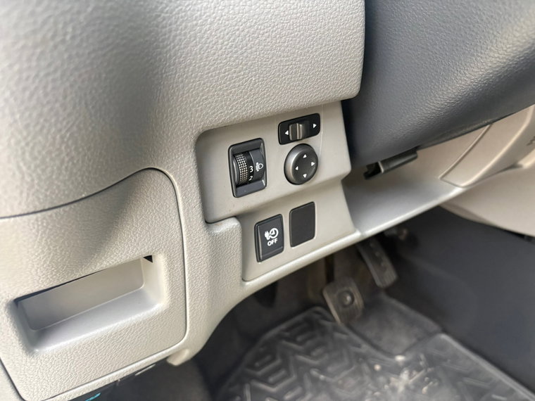 Vehicle Image 28