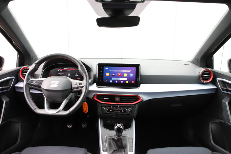 Vehicle Image 14