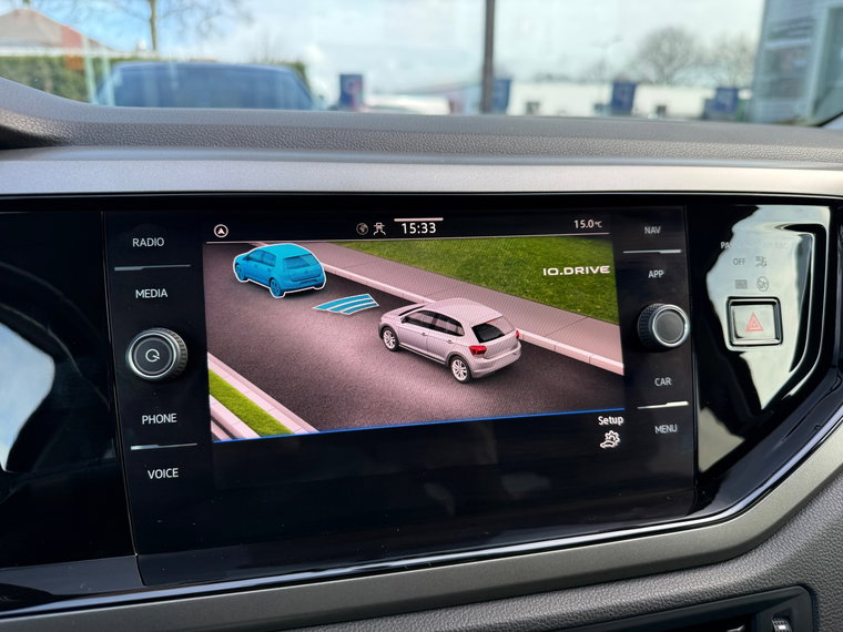 Vehicle Image 30