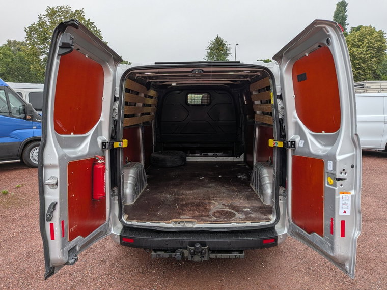 Vehicle Image 11