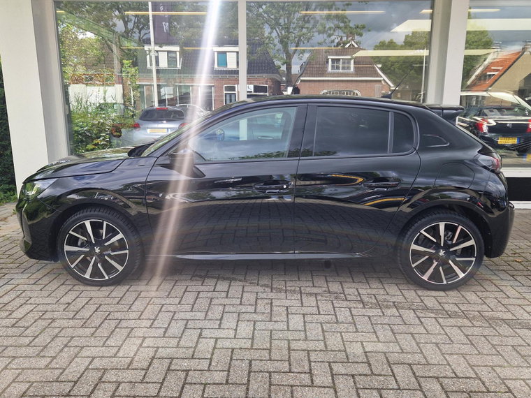 Vehicle Image 22