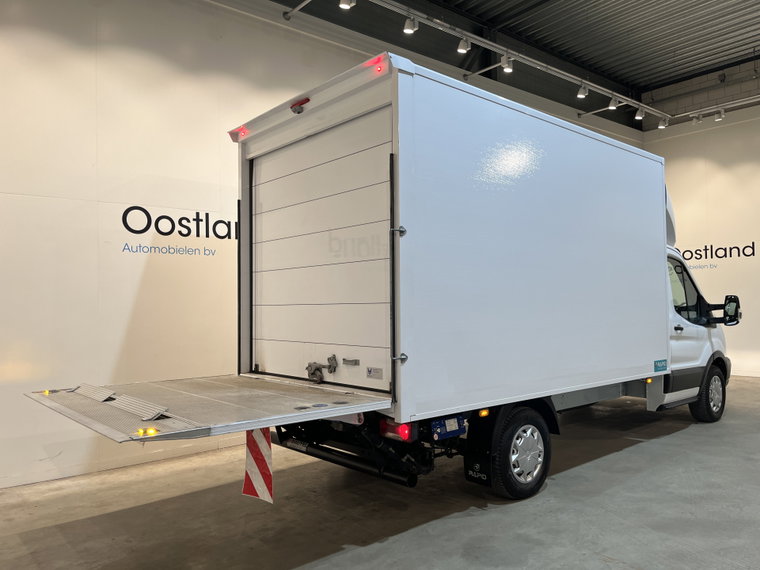 Vehicle Image 18