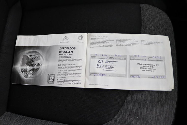 Vehicle Image 13