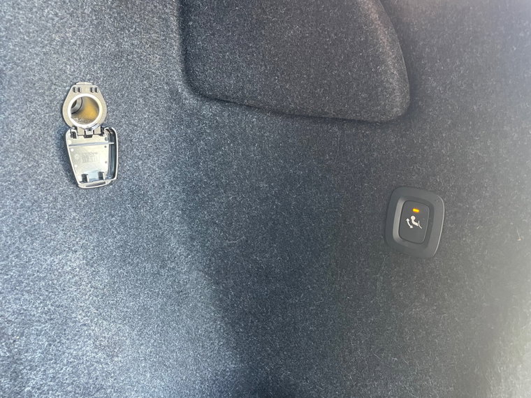 Vehicle Image 33