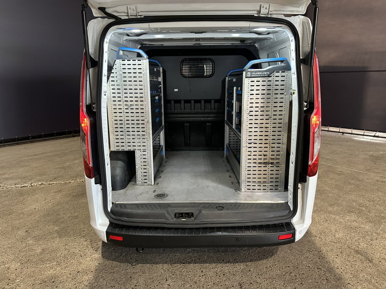 Vehicle Image 13