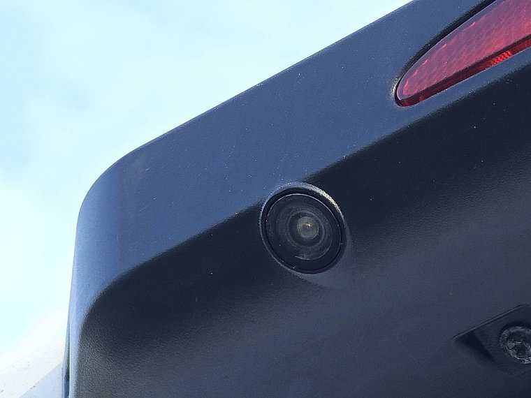 Vehicle Image 16