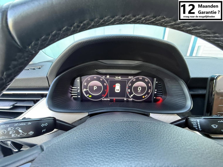 Vehicle Image 19