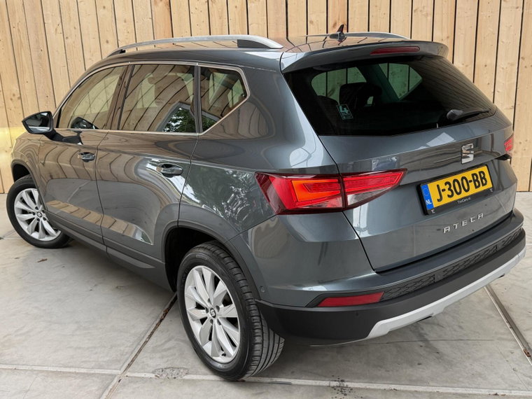 Vehicle Image 38