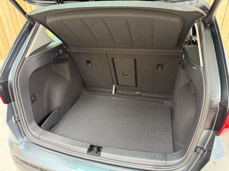 Vehicle Image 48