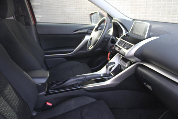 Vehicle Image 32