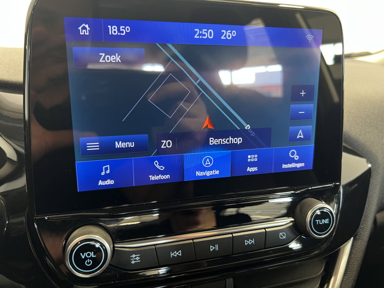 Vehicle Image 19