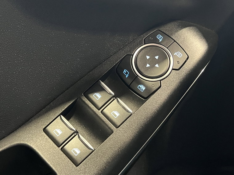Vehicle Image 26